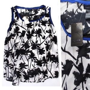 Torrid NWT Georgette Tropical Palm Tree Print Sleeveless Top size 2